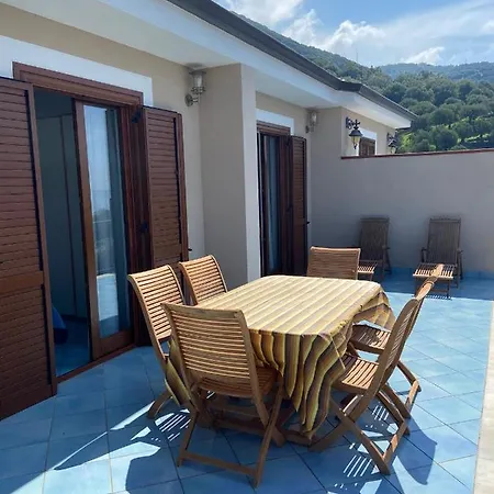 Sunsea Apartments Pisciotta Exterior photo