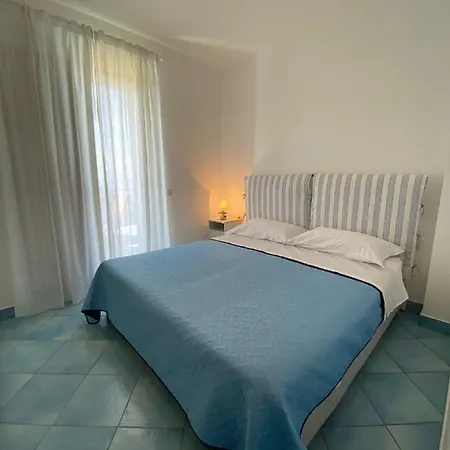 Sunsea Apartments Pisciotta Exterior photo
